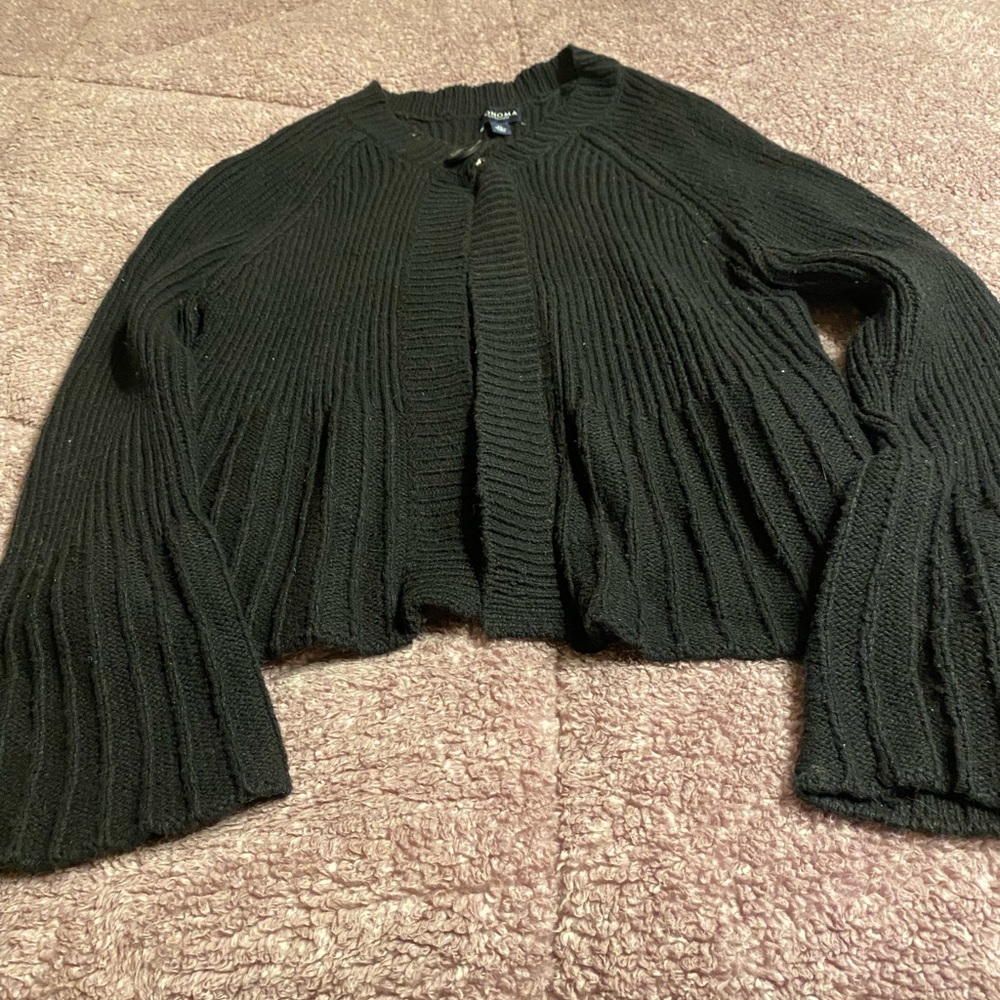 Woman’s sweater - Picture 3 of 4